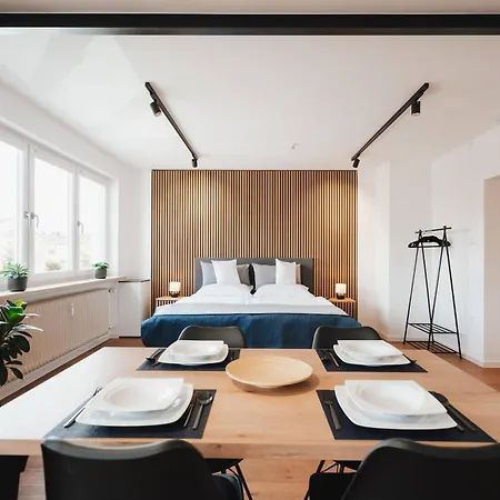 Neu I Stilvoll I Boxspring I Smart Tv I Zentral Apartment Augsburg