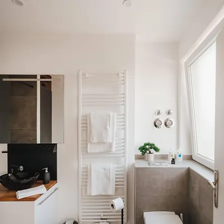 Neu I Stilvoll I Boxspring I Smart Tv I Zentral Apartment