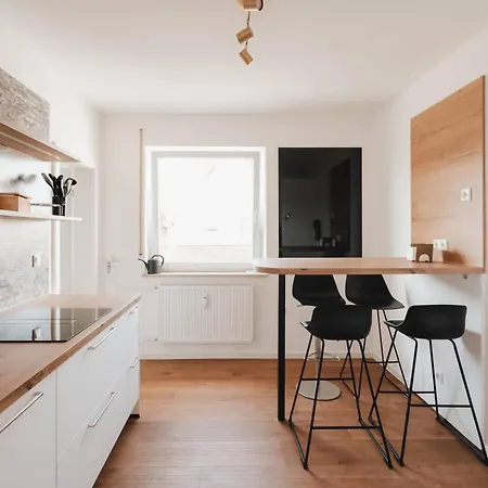 Neu I Stilvoll I Boxspring I Smart Tv I Zentral Apartment *