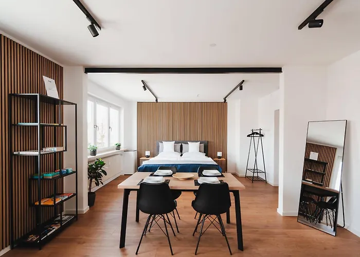 Neu I Stilvoll I Boxspring I Smart Tv I Zentral Augsburg