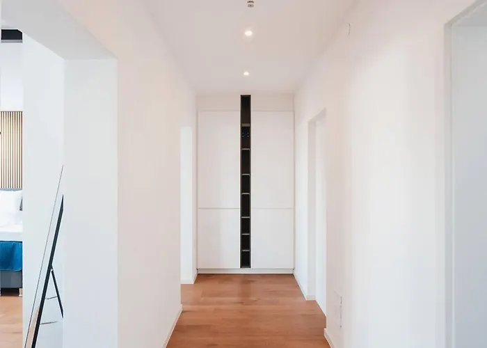 Neu I Stilvoll I Boxspring I Smart Tv I Zentral Augsburg